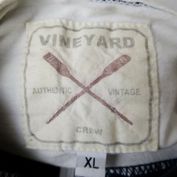 Boston Vineyard Authentic Vintage Crew Zippered XL - Picture 5 of 5